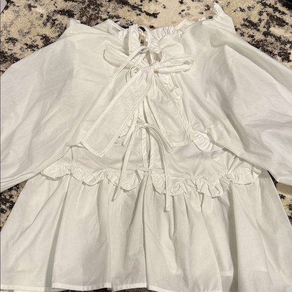 En Saison Cream Ruffled Blouse - Picture 4 of 6